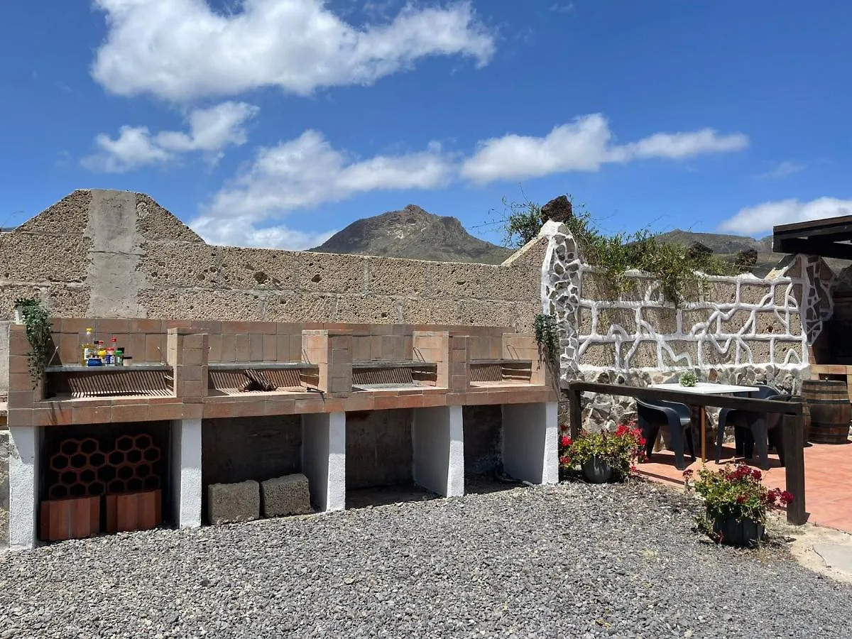 Bernegal Maday Hot Tub Climatizado Piscina Y Jardin Villa Buzanada