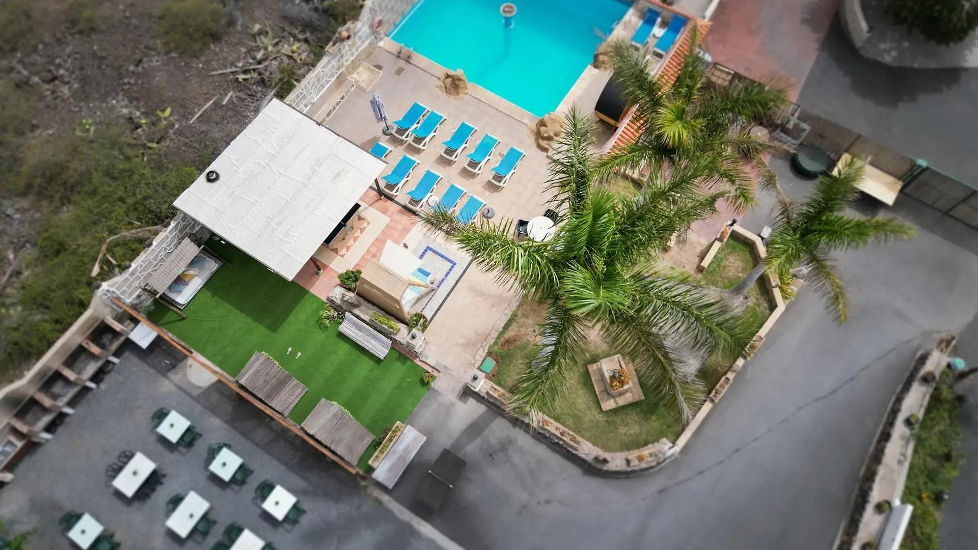 Vila Bernegal Maday Hot Tub Climatizado Piscina Y Jardin Buzanada 0*,  Španělsko